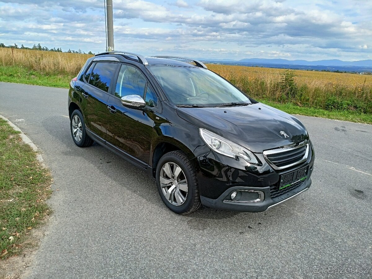 Peugeot 2008 1.2 VTi STYLE - 7