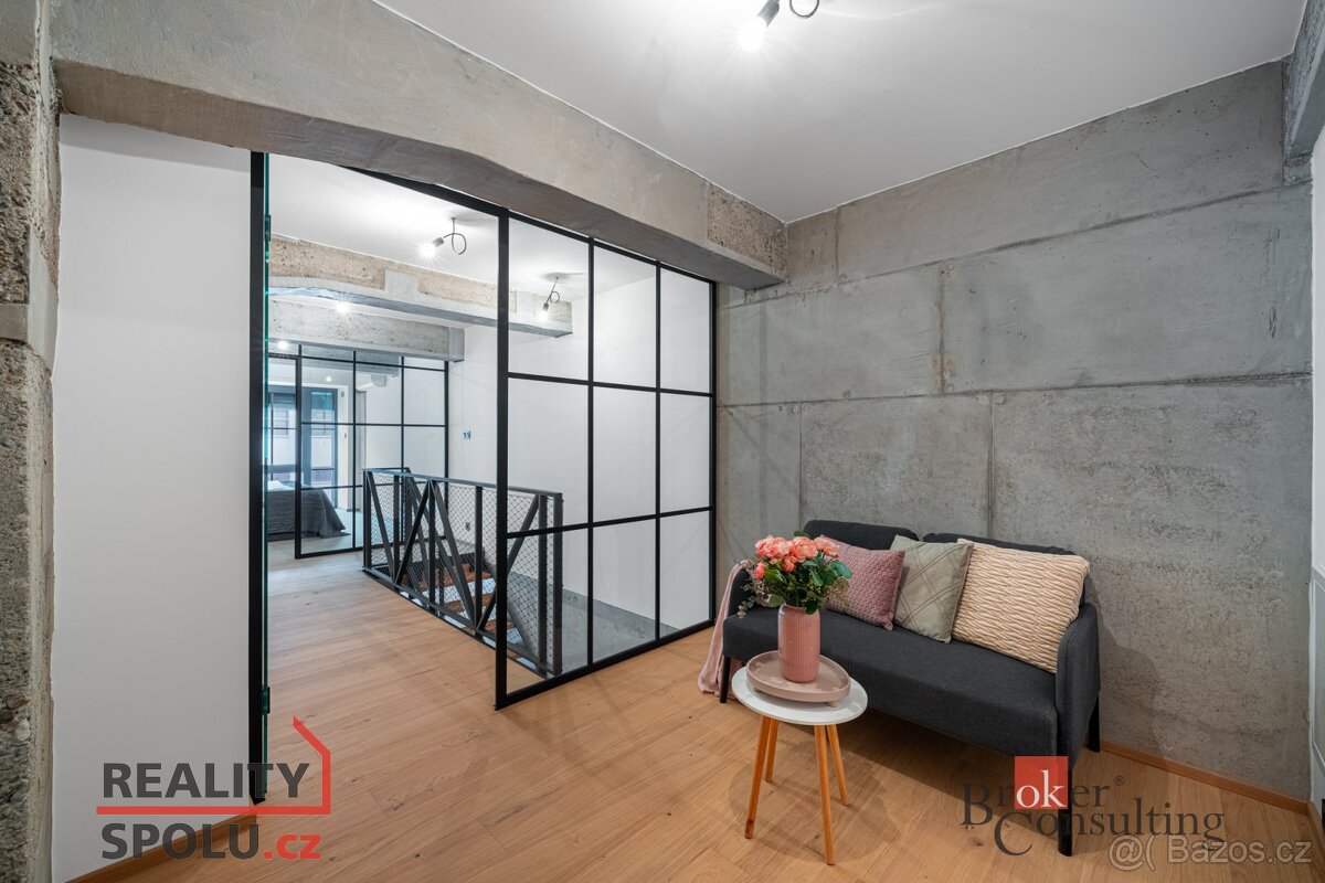 Pronájem, byty/3+kk, 67 m2, Kolbenova 1032/5, 19000 Praha, H - 7