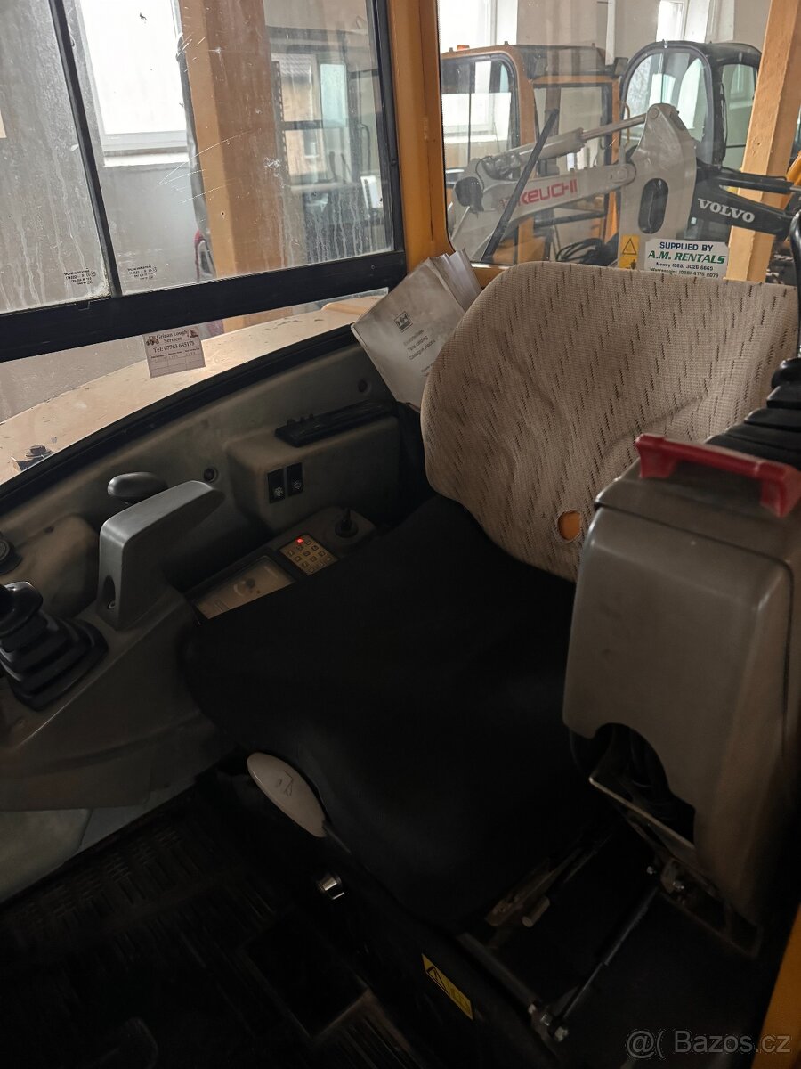 Minibagr Volvo ec25 2004 2x lzice - 7