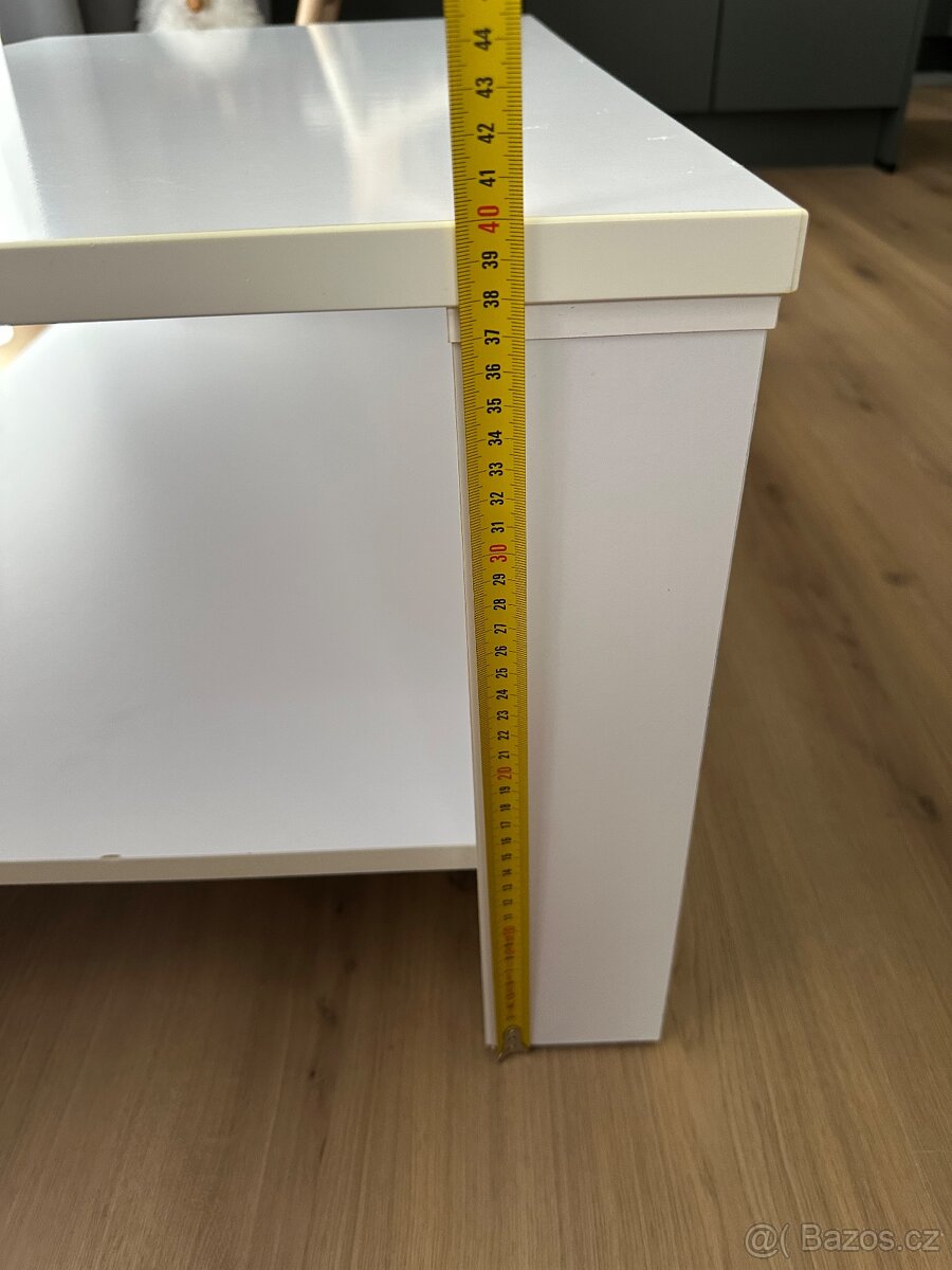 Konferenční stolek - 7