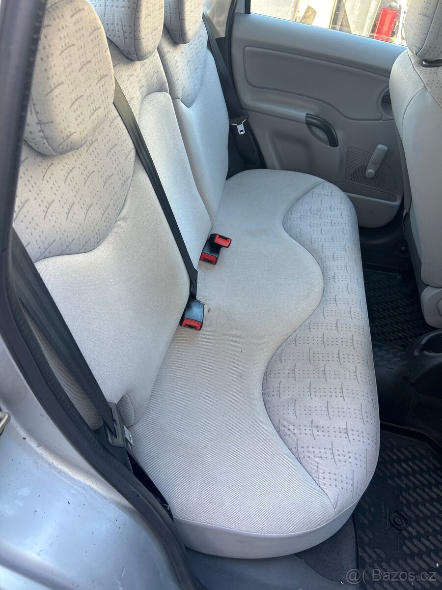CITROEN C3 1.1i - 7