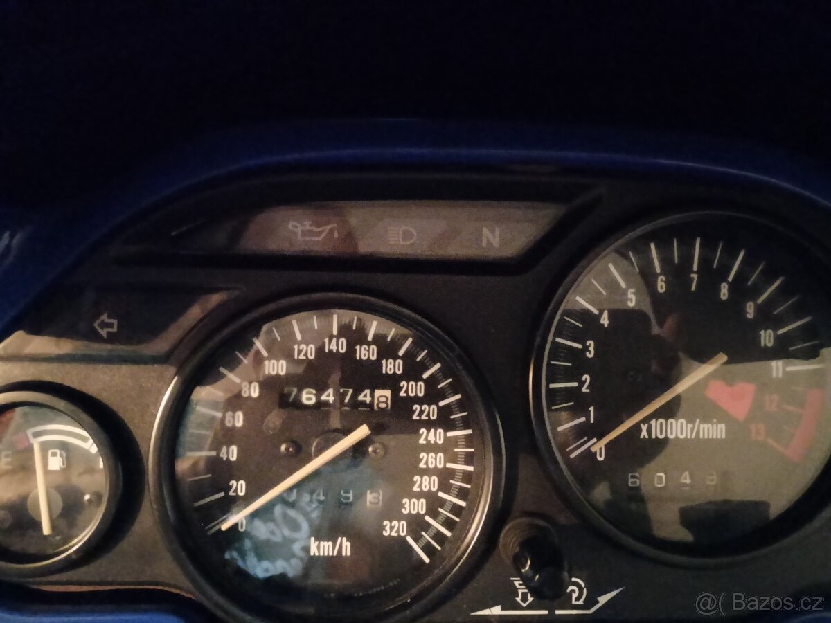 Kawasaki ZZR 1100 - 7