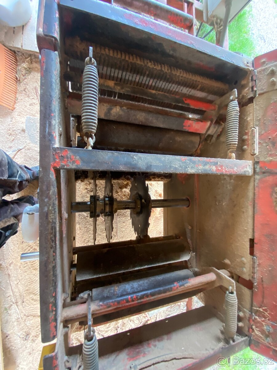 Rozmítací pila Wood mizer Twin blade - 7