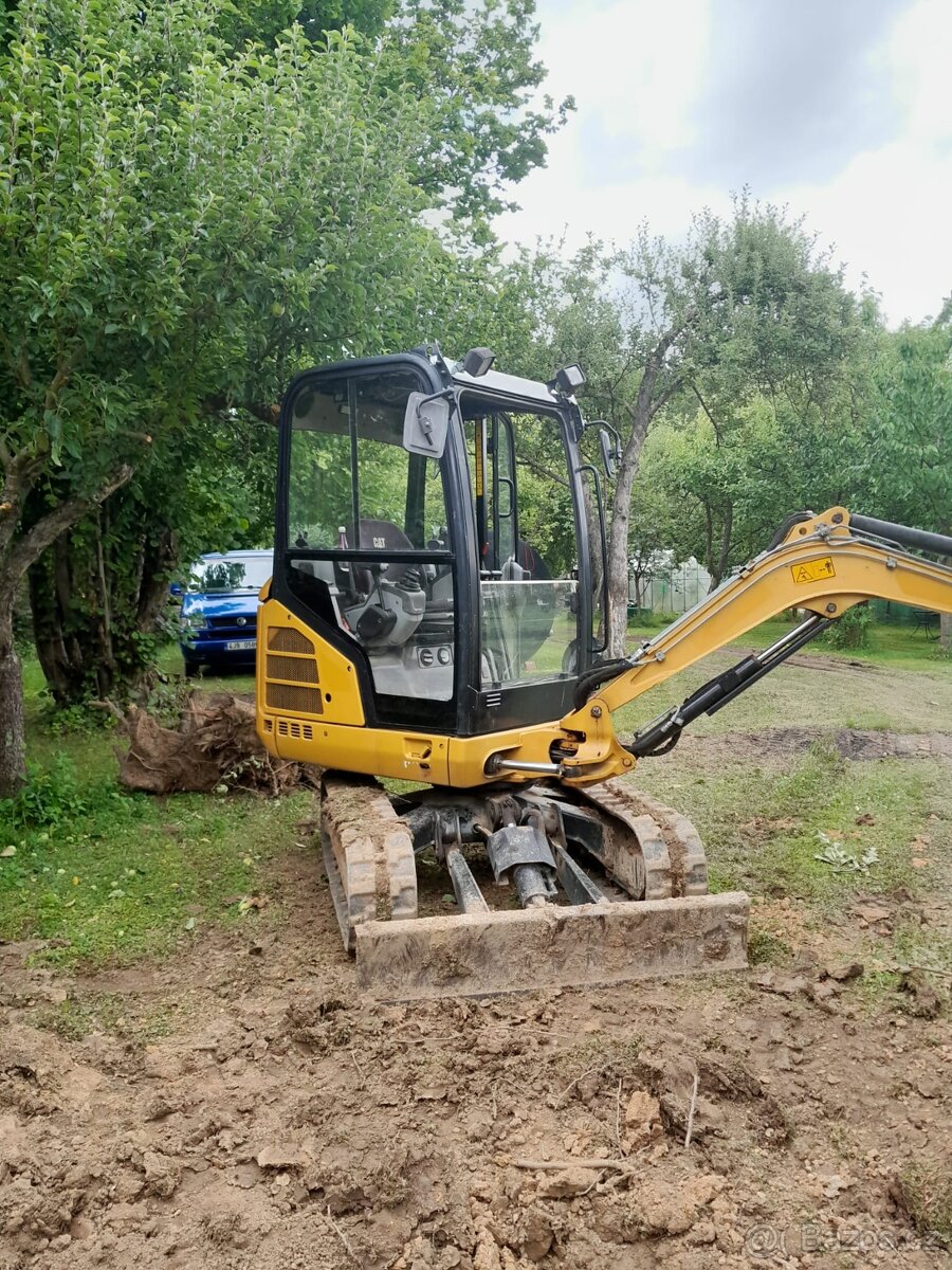 Caterpillar 302.4 D - 7
