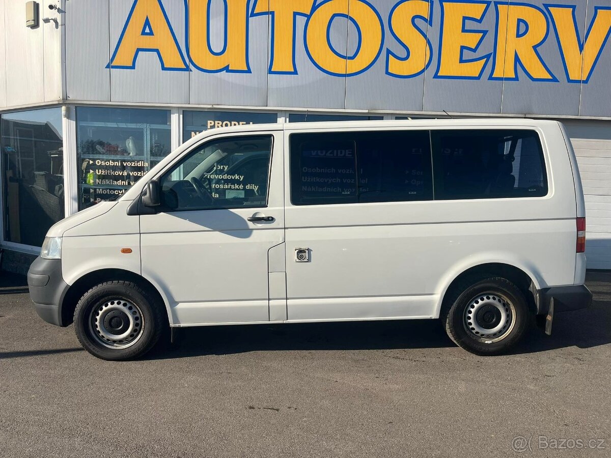 Prodám Volkswagen Transporter 2,5TDI - 7
