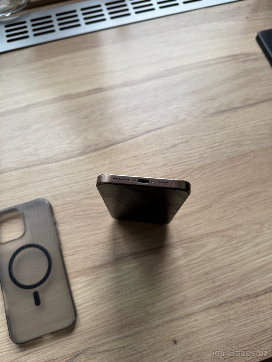 iPhone 16 Pro Max 512gb - 7