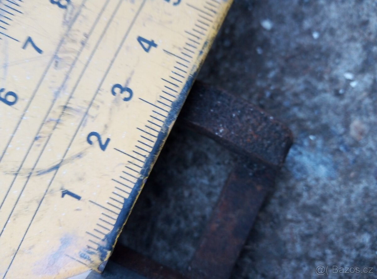 historické šrouby + ? - 7