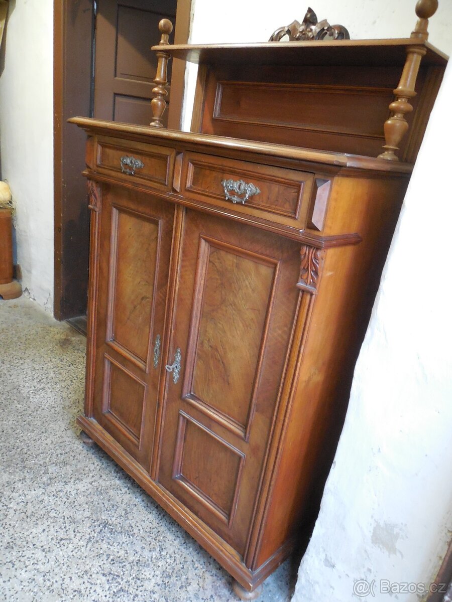 Skříňka komoda historismus - 7