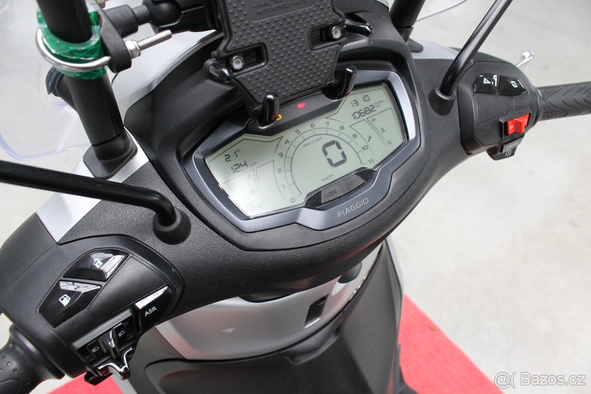 Piaggio Beverly 400 S 2023 - 7