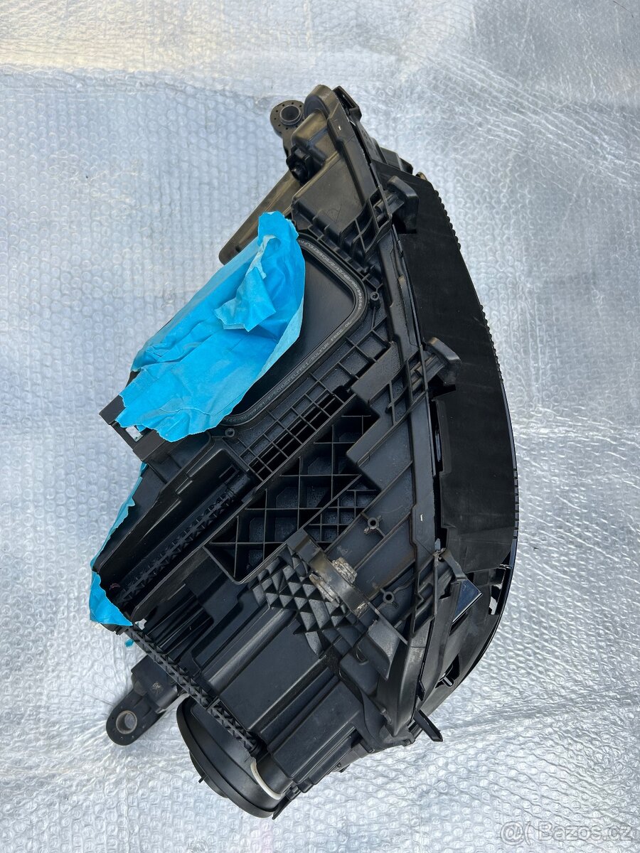 Přední světla na Mercedes X167 GLS - 7