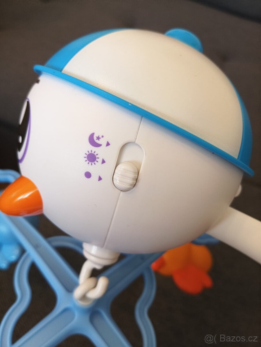 Kolotoč nad postýlku - 7