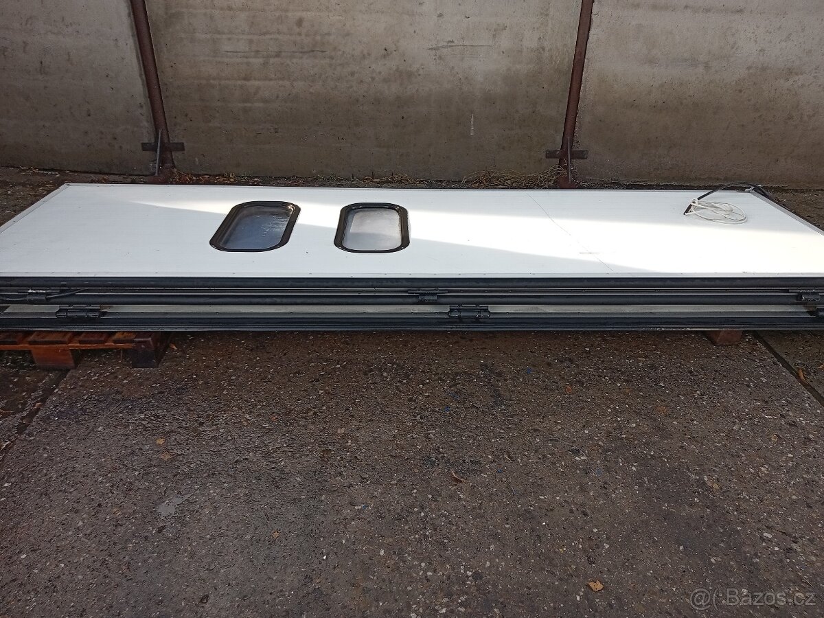 třídílná sekční vrata - 7