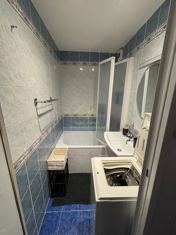 Plzeň – prodej cihlového bytu 3+kk s prostornou šatnou, komo - 7
