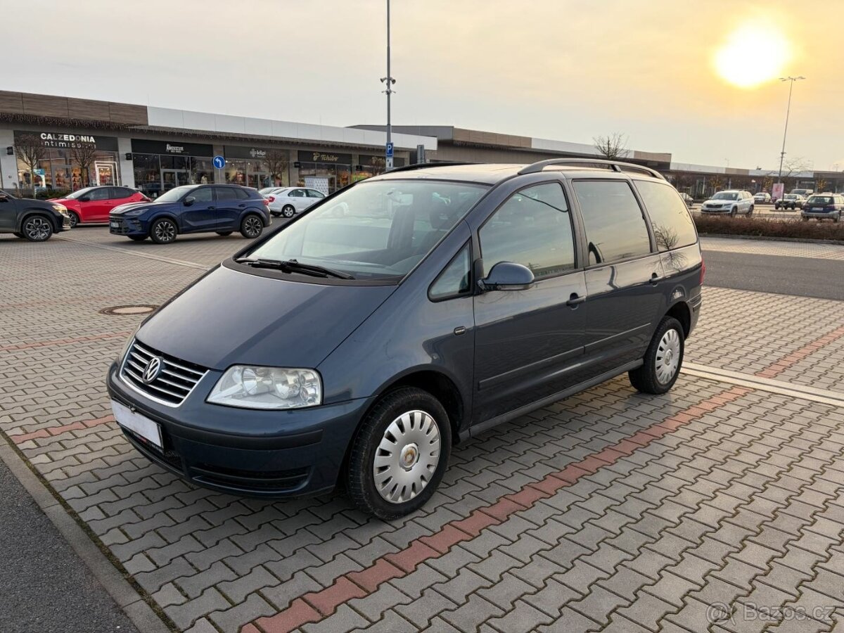 Volkswagen Sharan 1.9 TDi 7 míst - 7