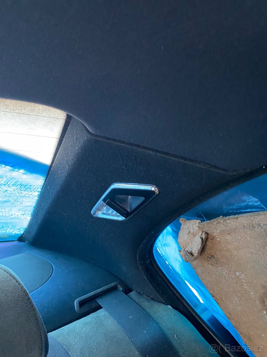 Černá stropnice BMW e46 - 7