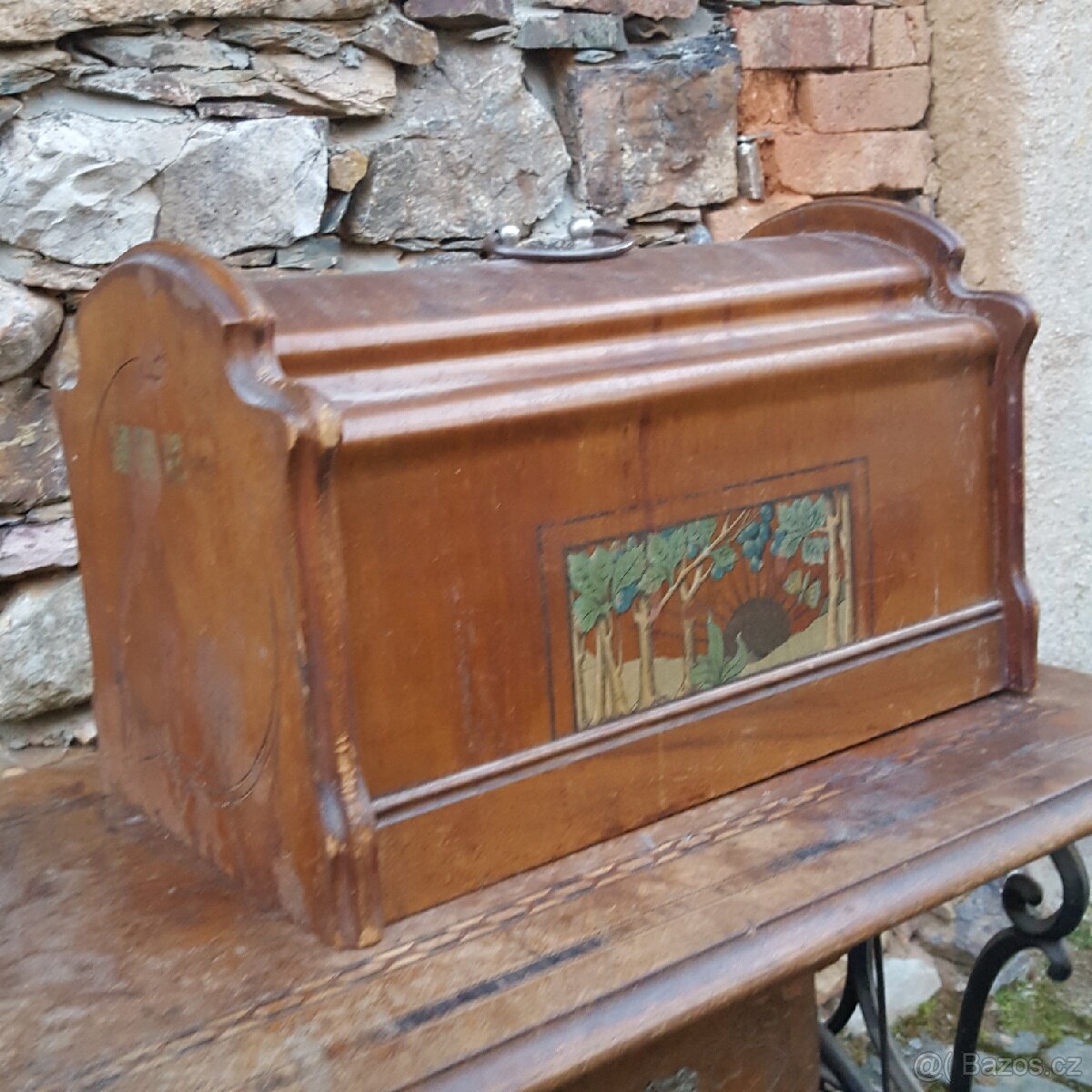 Stařičký šicí stroj Singer - investice - 7