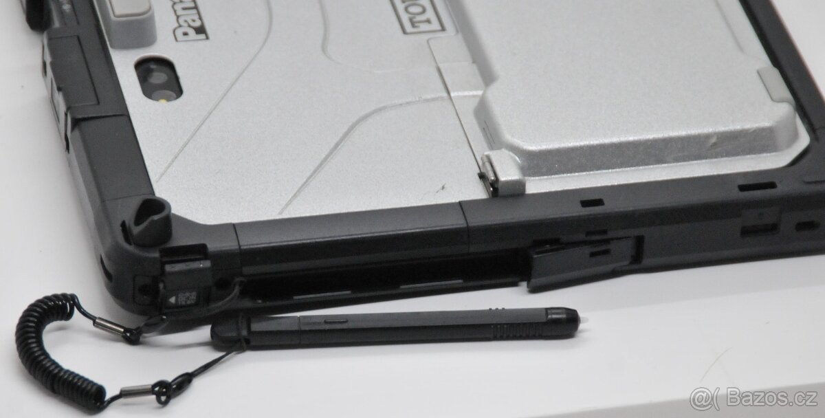 Průmyslový tablet Panasonic CF-33 - 7