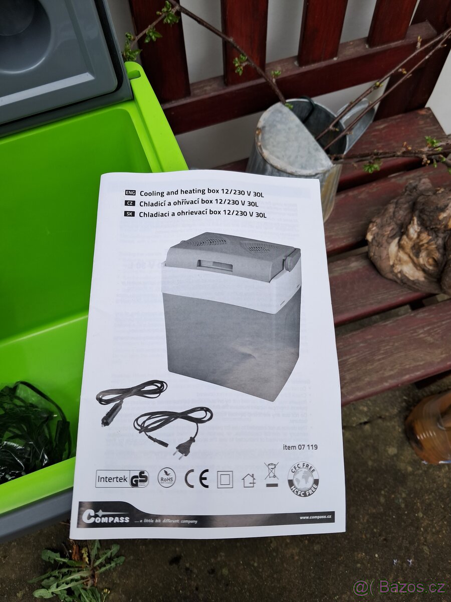 Autolednice 12V/230V  30 litrů - 7