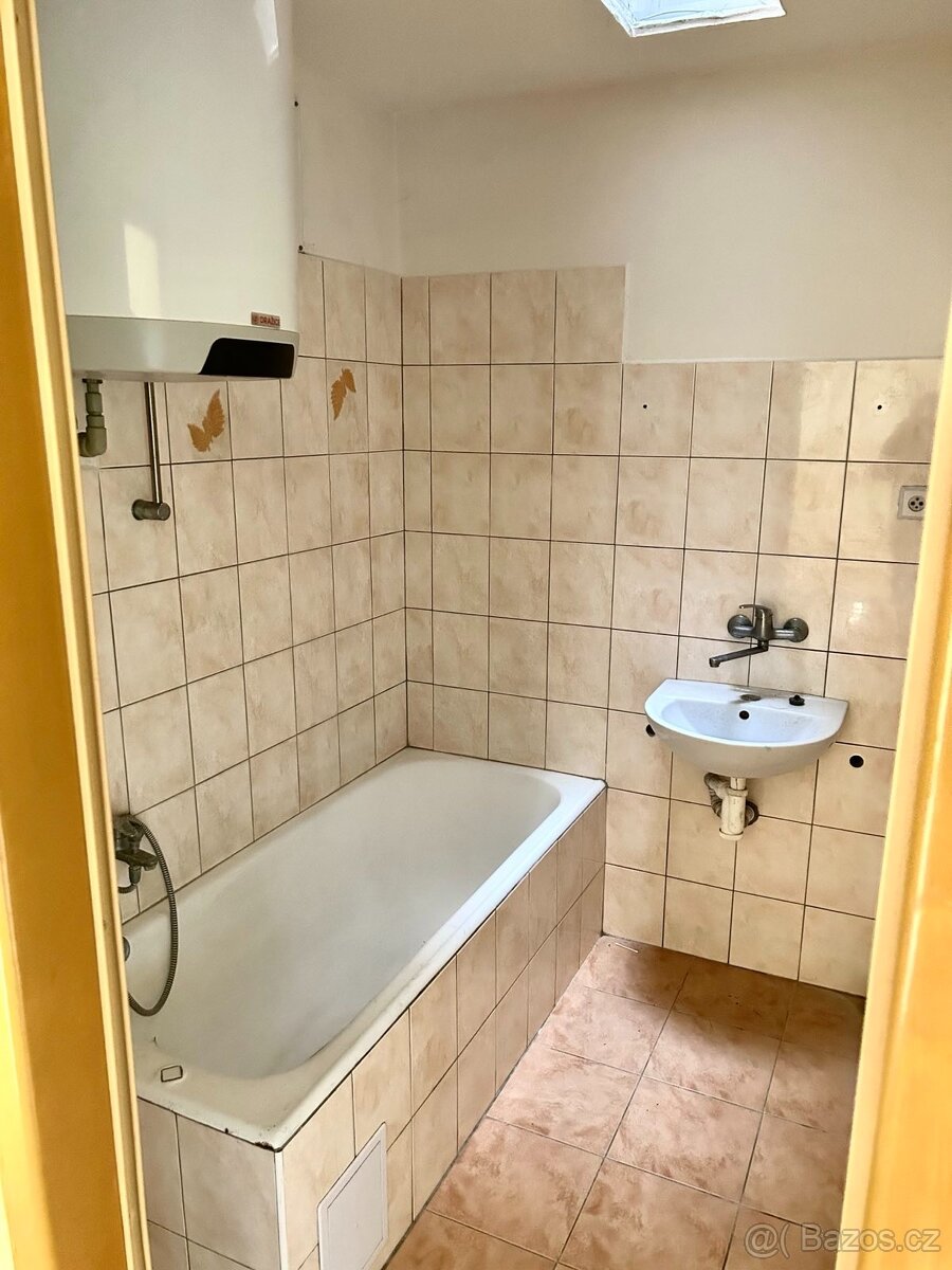 Rodinný dům 159 m², pozemek 514 m² Slavkovská, Bučovice - 7