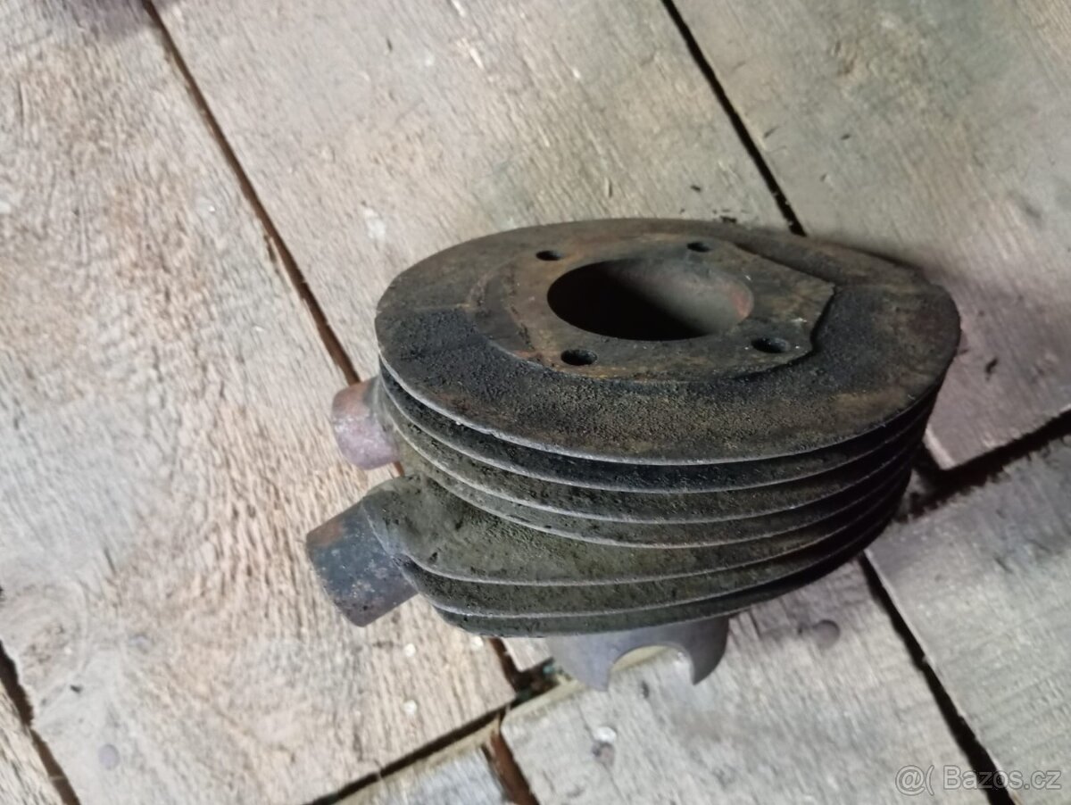 Náhradní díly - 7