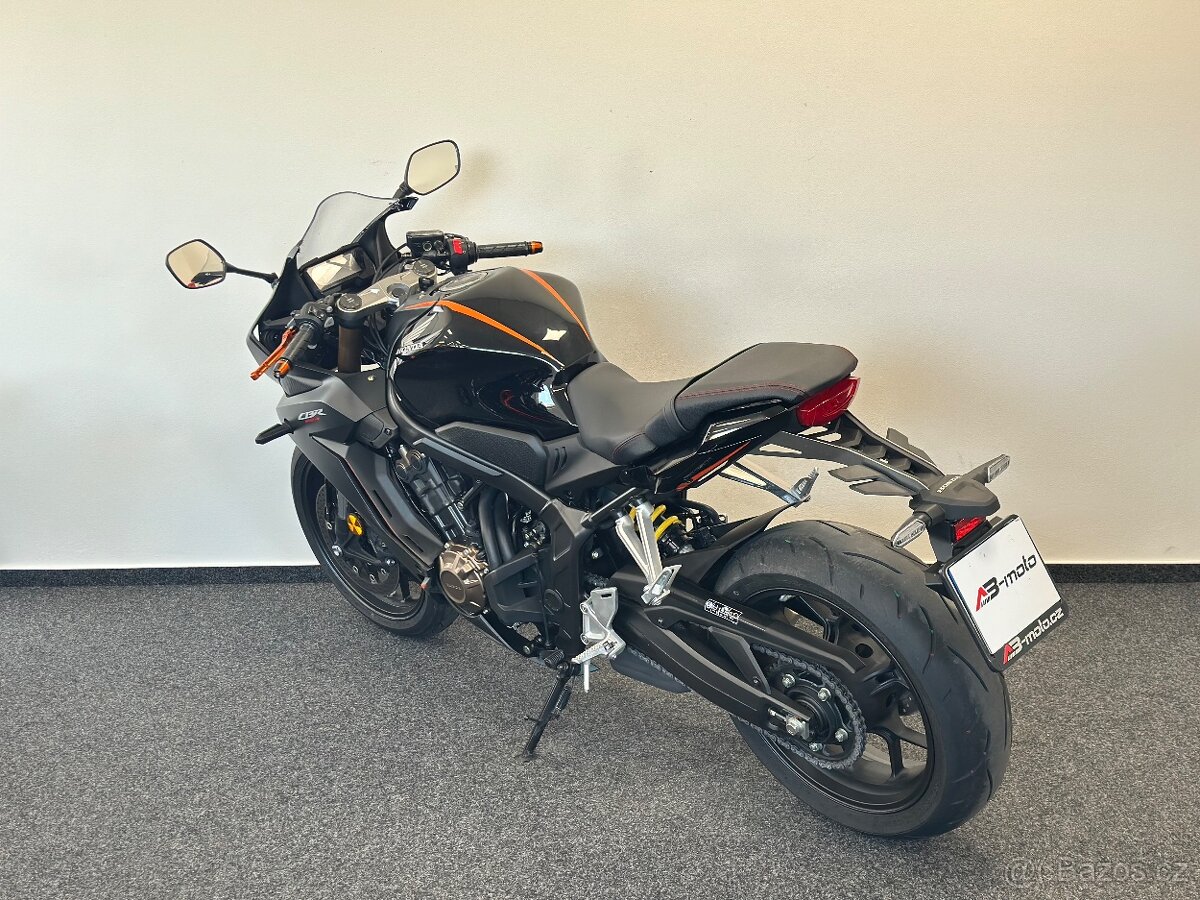 Honda CBR 650R - 7