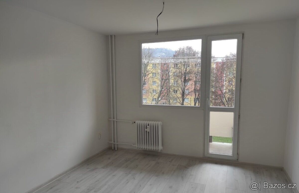 Rekonstrukce bytu, koupelen, zateplení, fasády, garáže ploty - 7