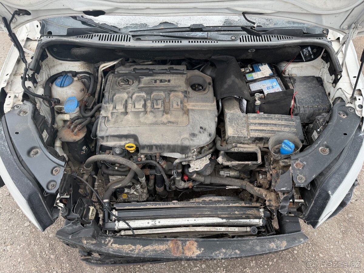 Prodám náhradní díly vw caddy 4k - 7