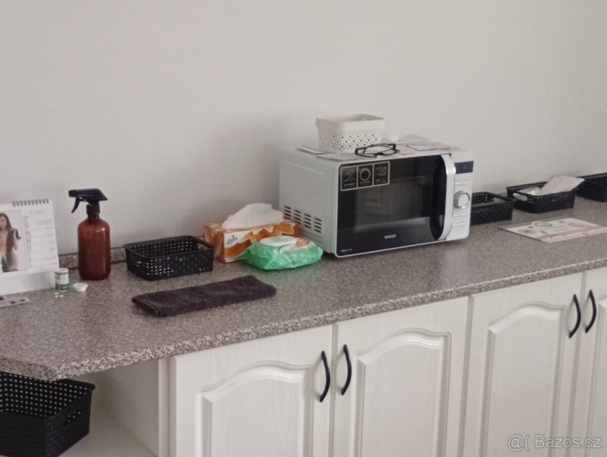 Prodám novou mikrovlnku Sencor 7 měsíců stará nová nová - 7