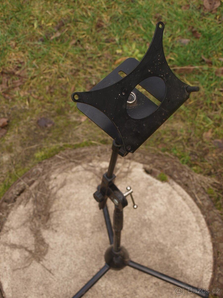 PRODÁM multiefekt LINE6 POD HD - černá LEDVINA + držák - 7