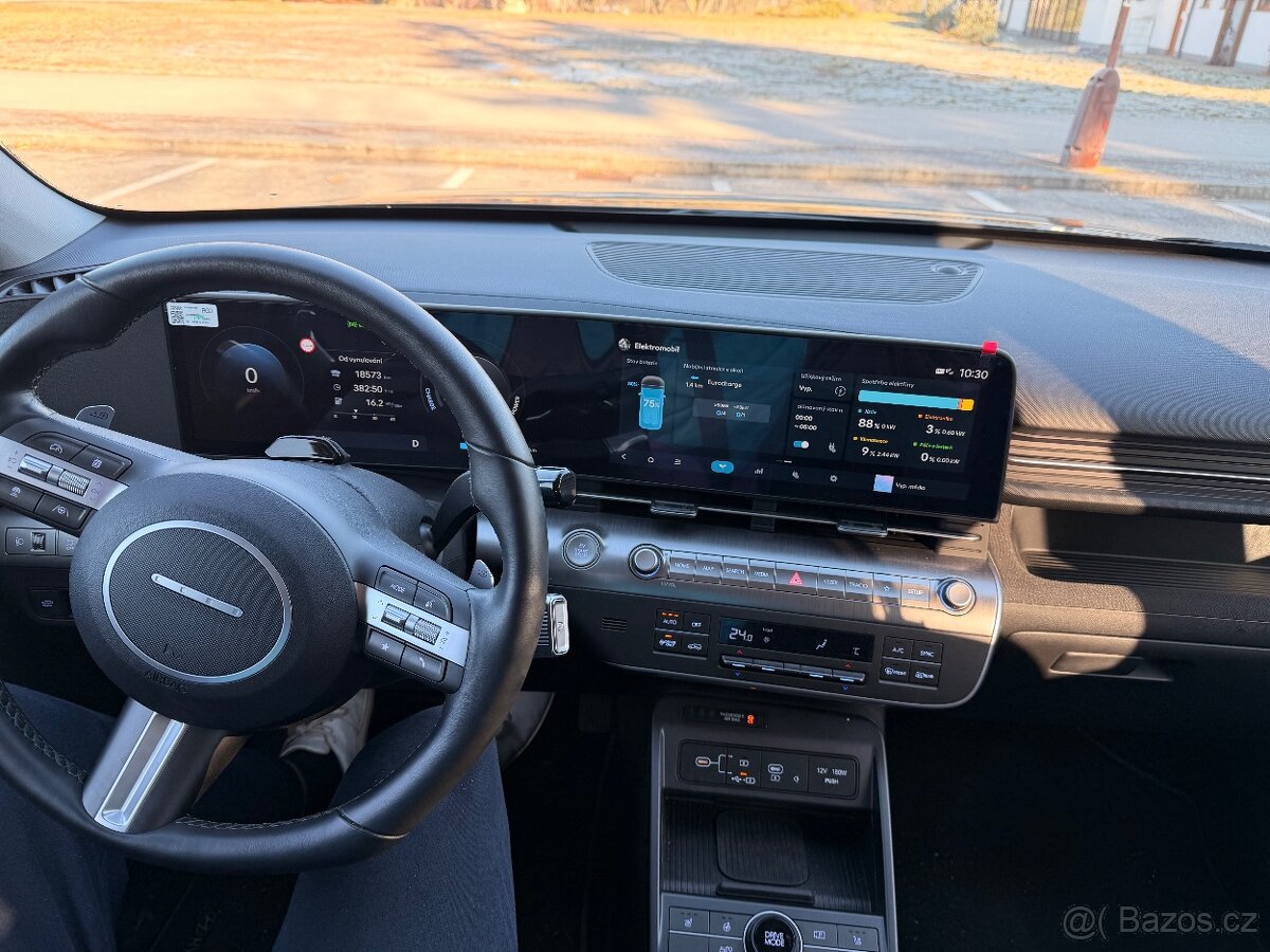 Kona Electric 64,8kWh 150kW odpočet DPH 1. majitel - 7