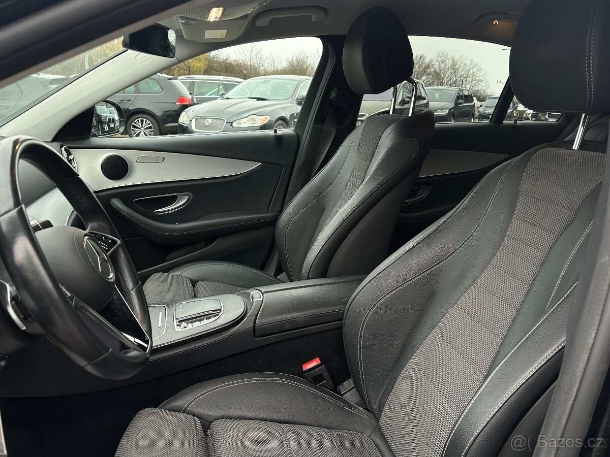 Mercedes-Benz E 220 2022 - 7