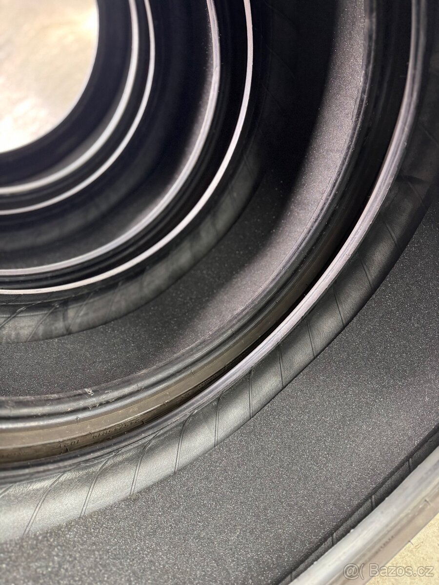 LETNÍ SADA PNEU 245/45/19 - 7