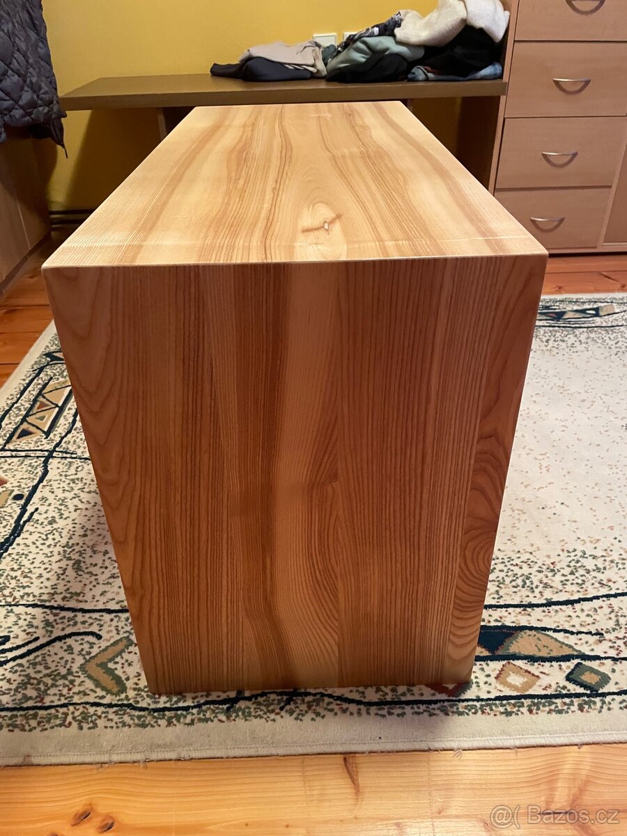 Konferenční stůl - 7