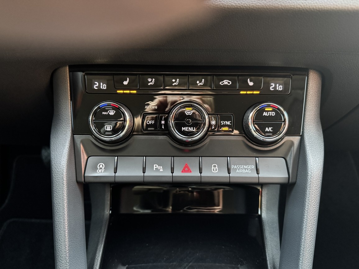 Škoda Karoq 1.5TSi DSG Style Full LED Navi Kamera - 7