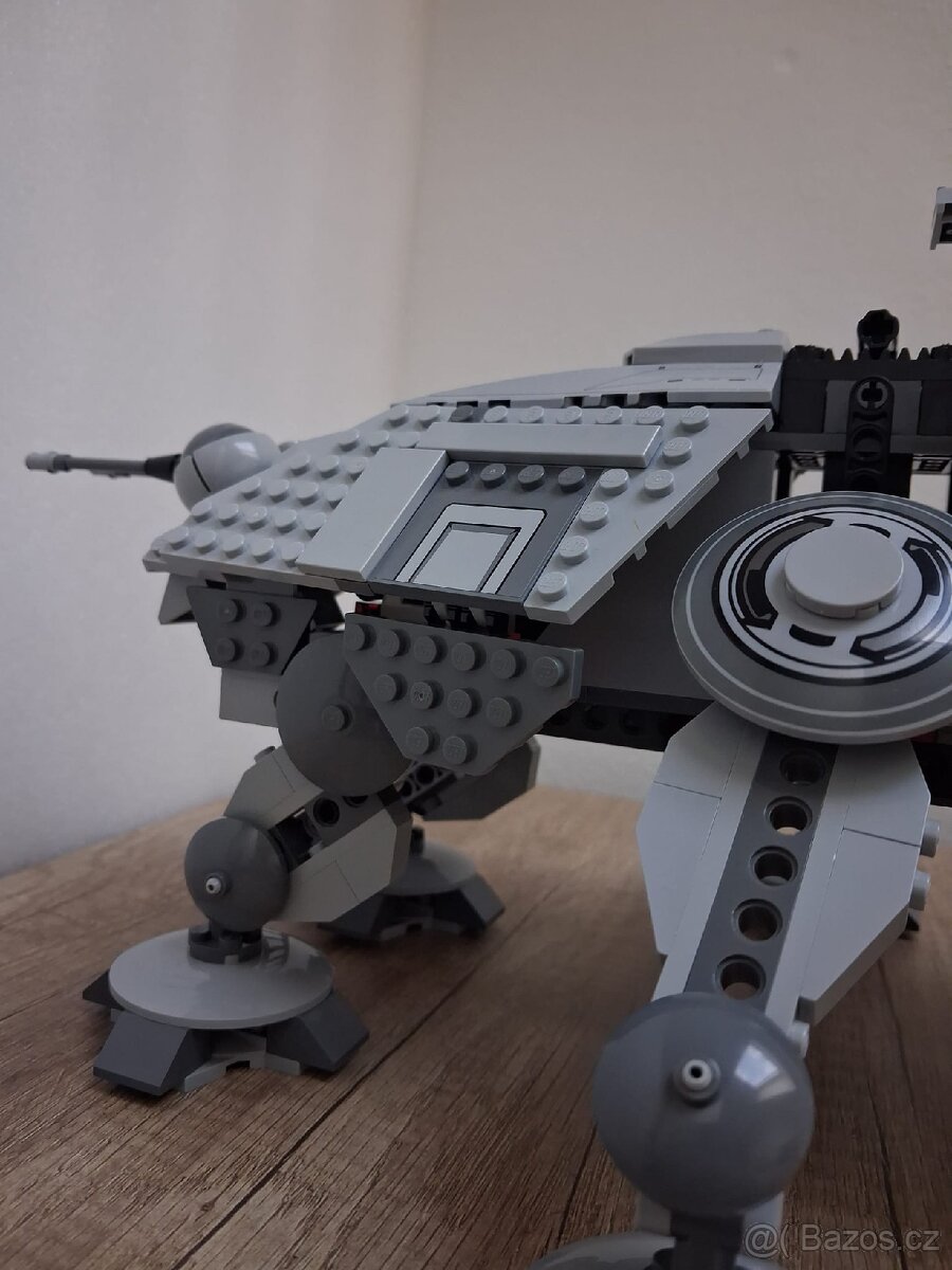 LEGO Star Wars AT-TE - 7