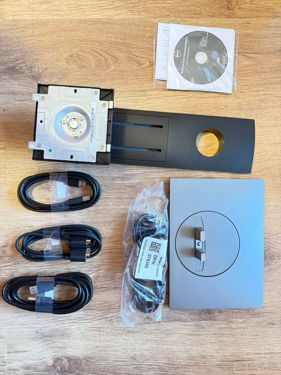 Dell P2217 | 22" | LCD | VGA, HDMI, USB2.0+3.0, 1680x1050 - 7