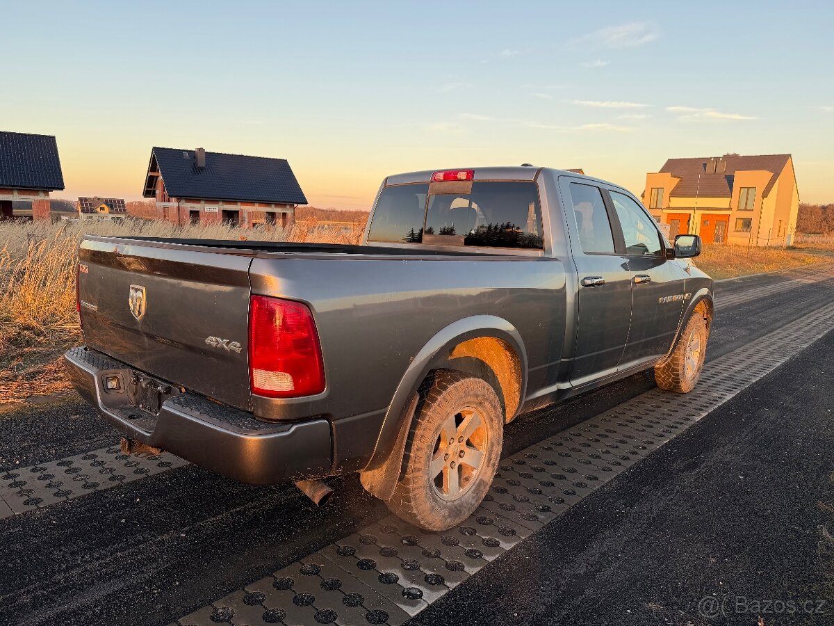 Dodge RAM 5.7 HEMI 4x4 2011r TOP CENA - 7