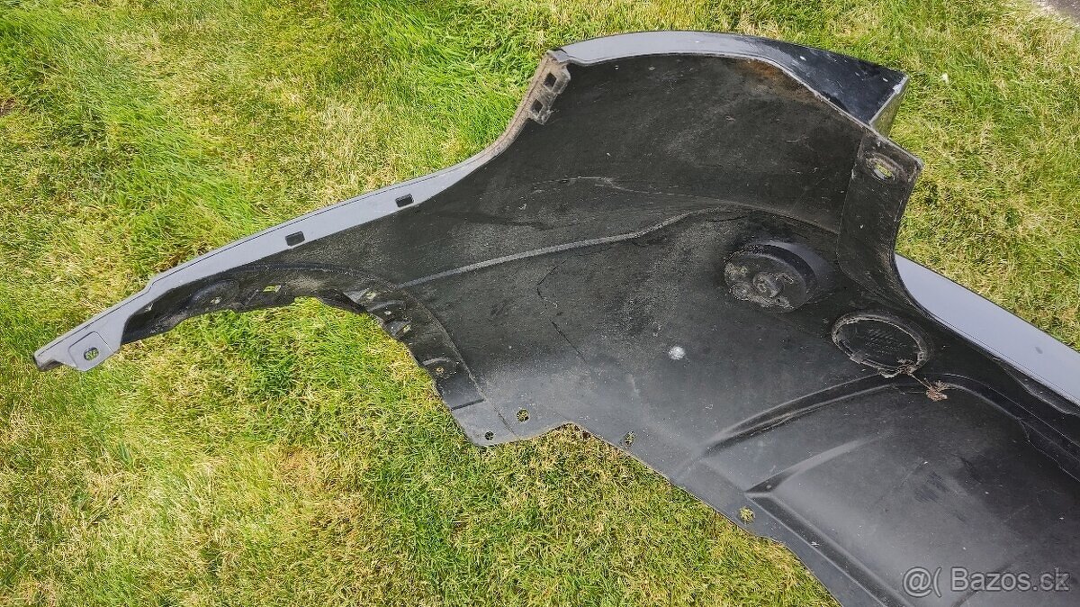 Nissan Qashqai I J10 2006 - 2014 - zadny naraznik - 7