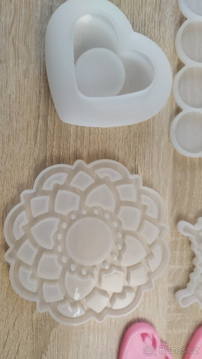 Silikonové formy na pryskyřici - Anděl, motýly, kočky - 7