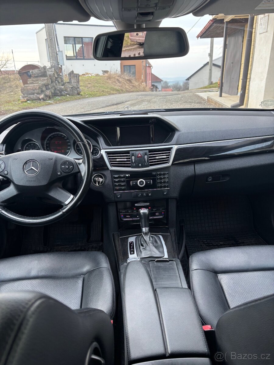Mercedes-Benz Třídy E, E 220 CDI BlueEFFICIENCY - 7