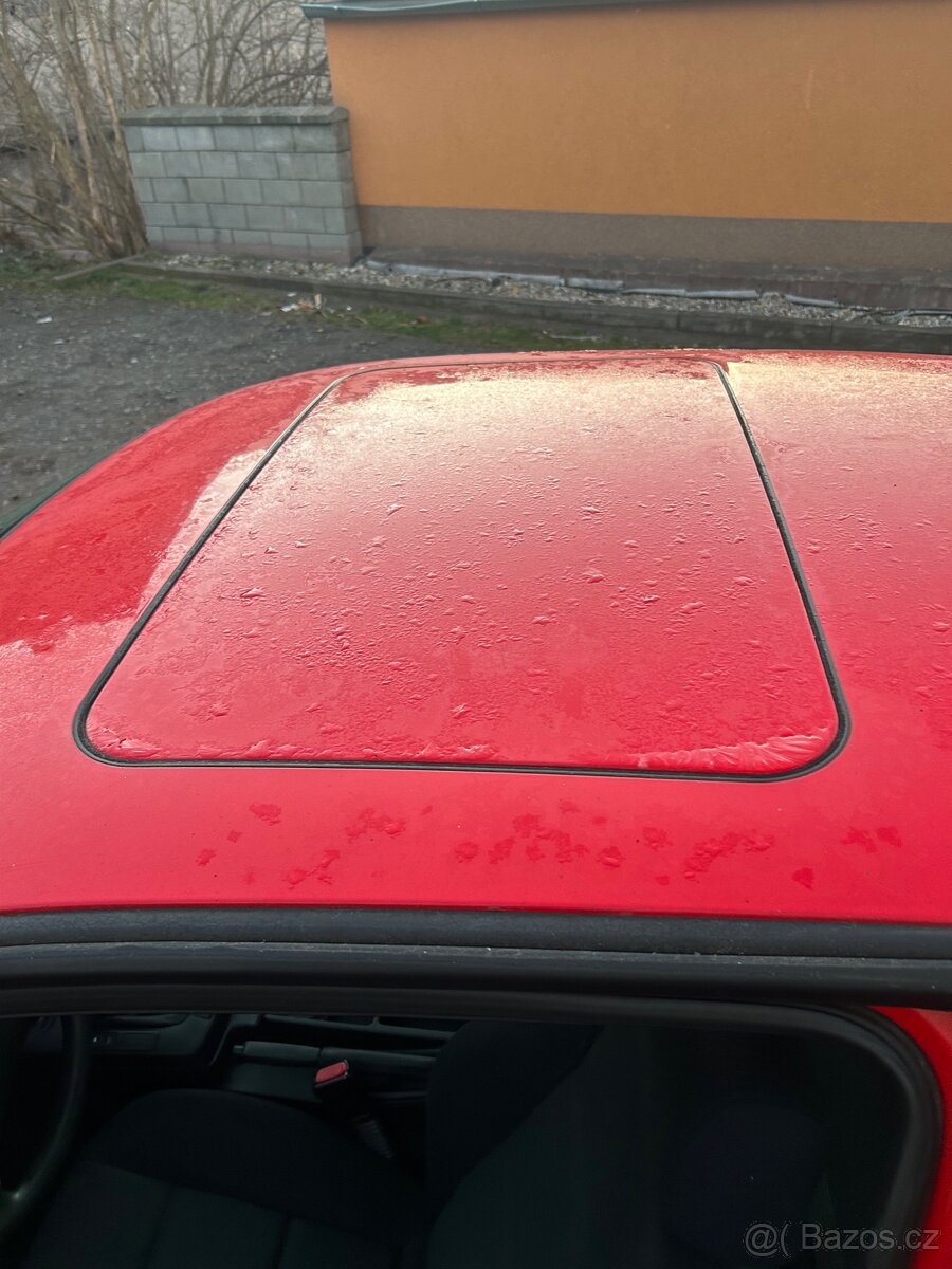 Bmw e36 316i Compact (havarovaný) - 7