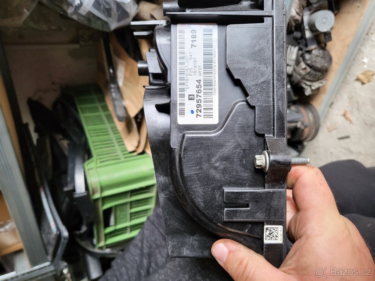 Hlava víko motoru písty vačky čerpadlo N47d20a N47d20c BMW - 7