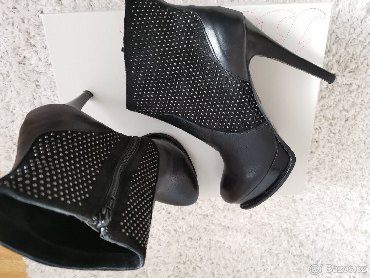 Kožené elegantní boty zn. BAŤA - 7