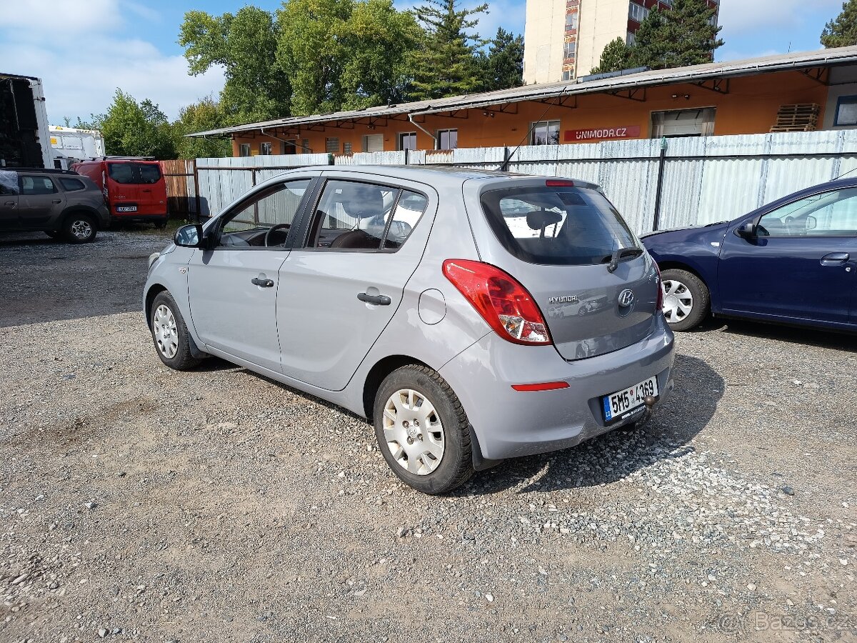Hyundai I20 1.2 62 kw, 9/2014 ČR - 7