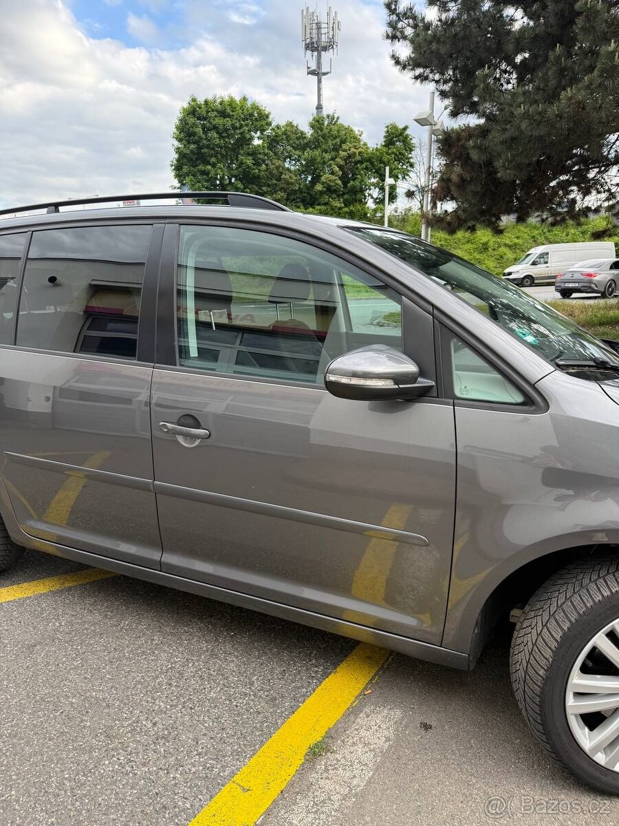 Volkswagen Touran 2011 - 7