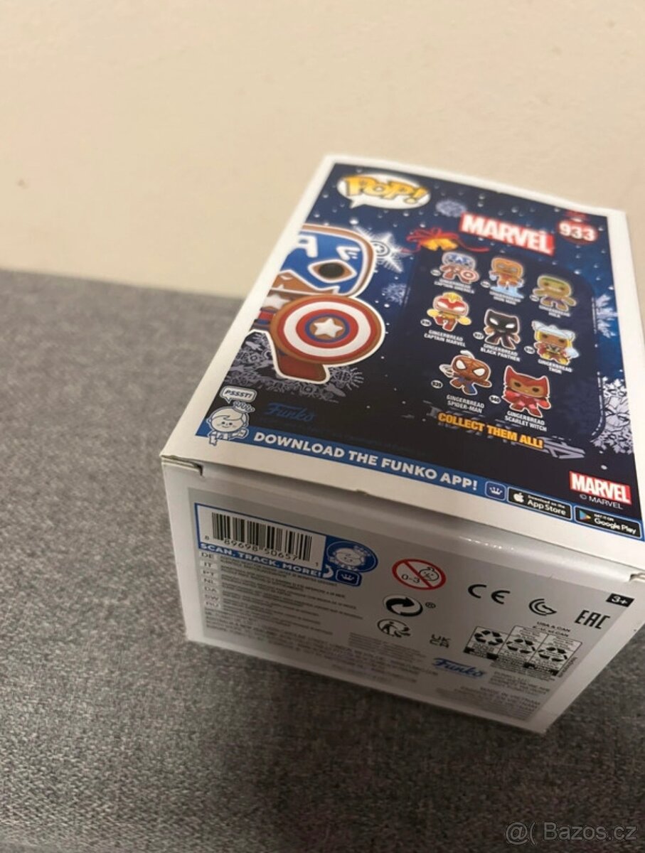 Marvel Gingerbread Funko Pop set - 7