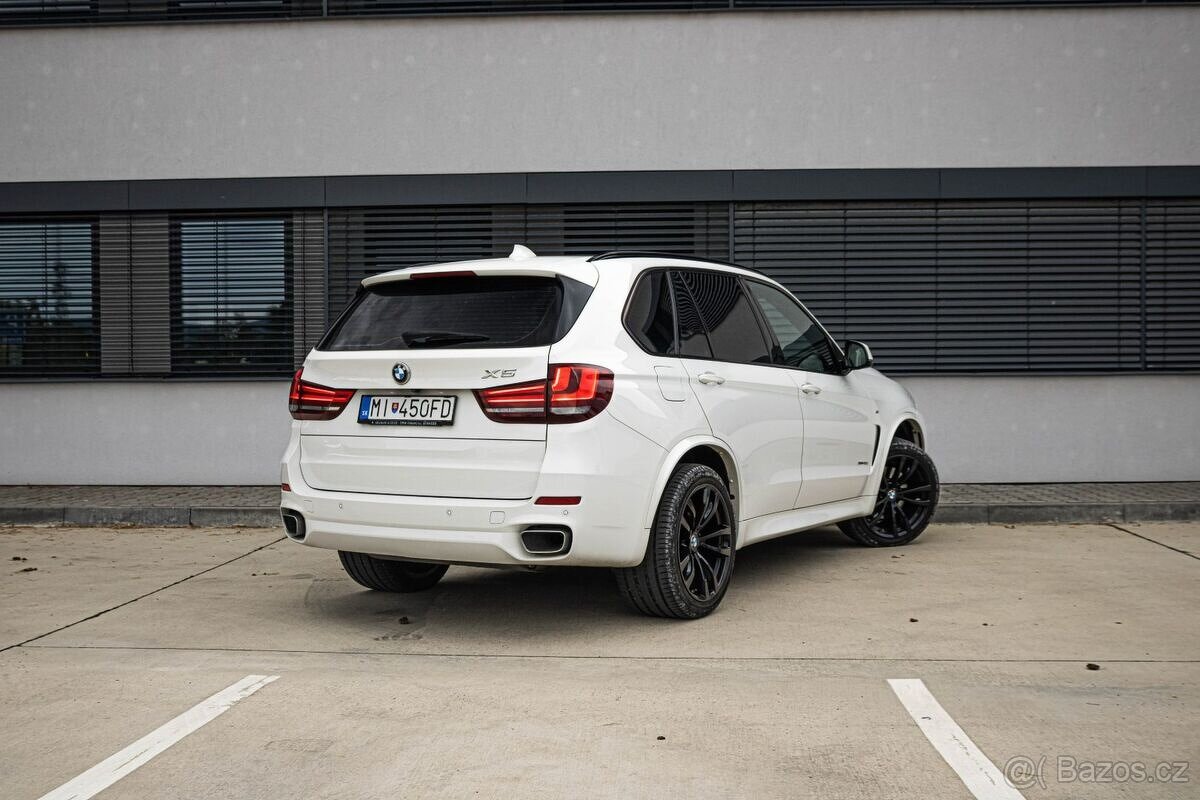 BMW X5 xDrive40d A/T M-Packet - 7