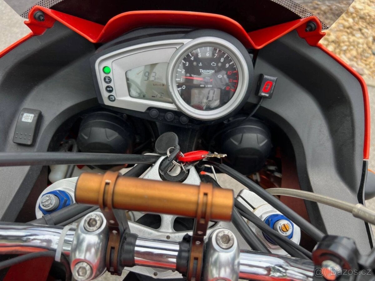 Triumph Tiger 1050 - 7