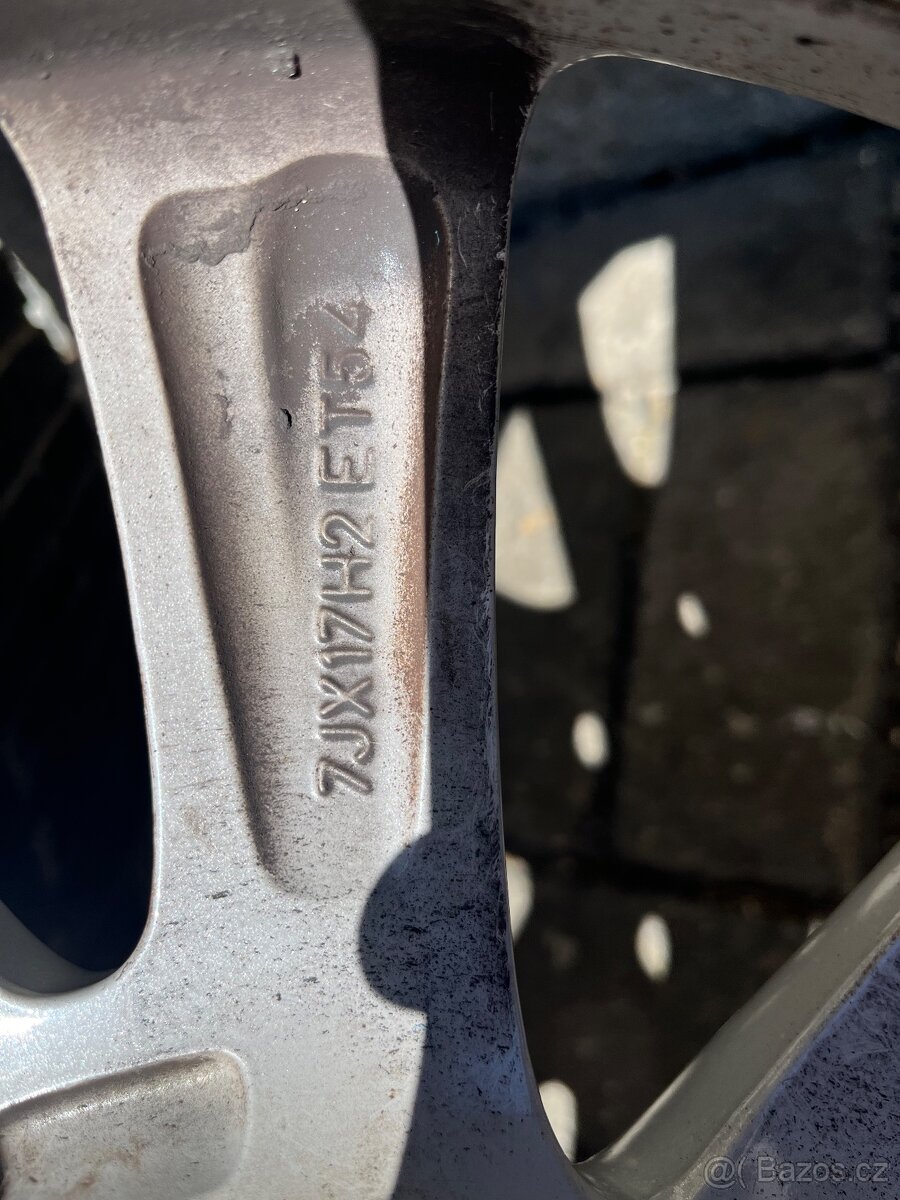 Originál kola octavia R17 - 7
