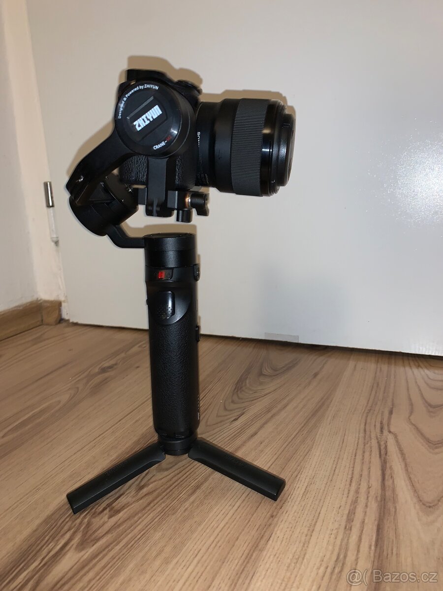 Gimbál Zhiyun crane 2 jako nový - 7
